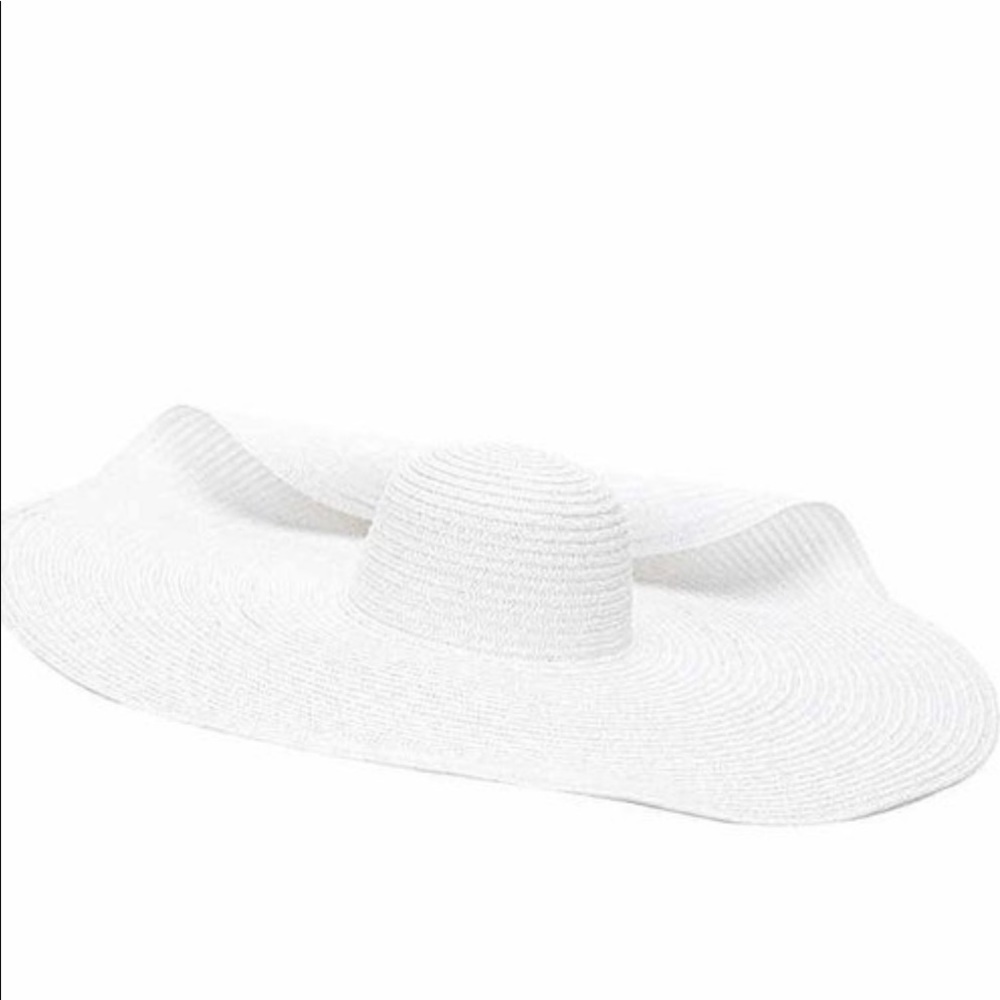 White large brim hat